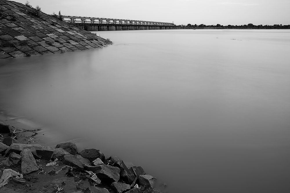Barrage on Ganges